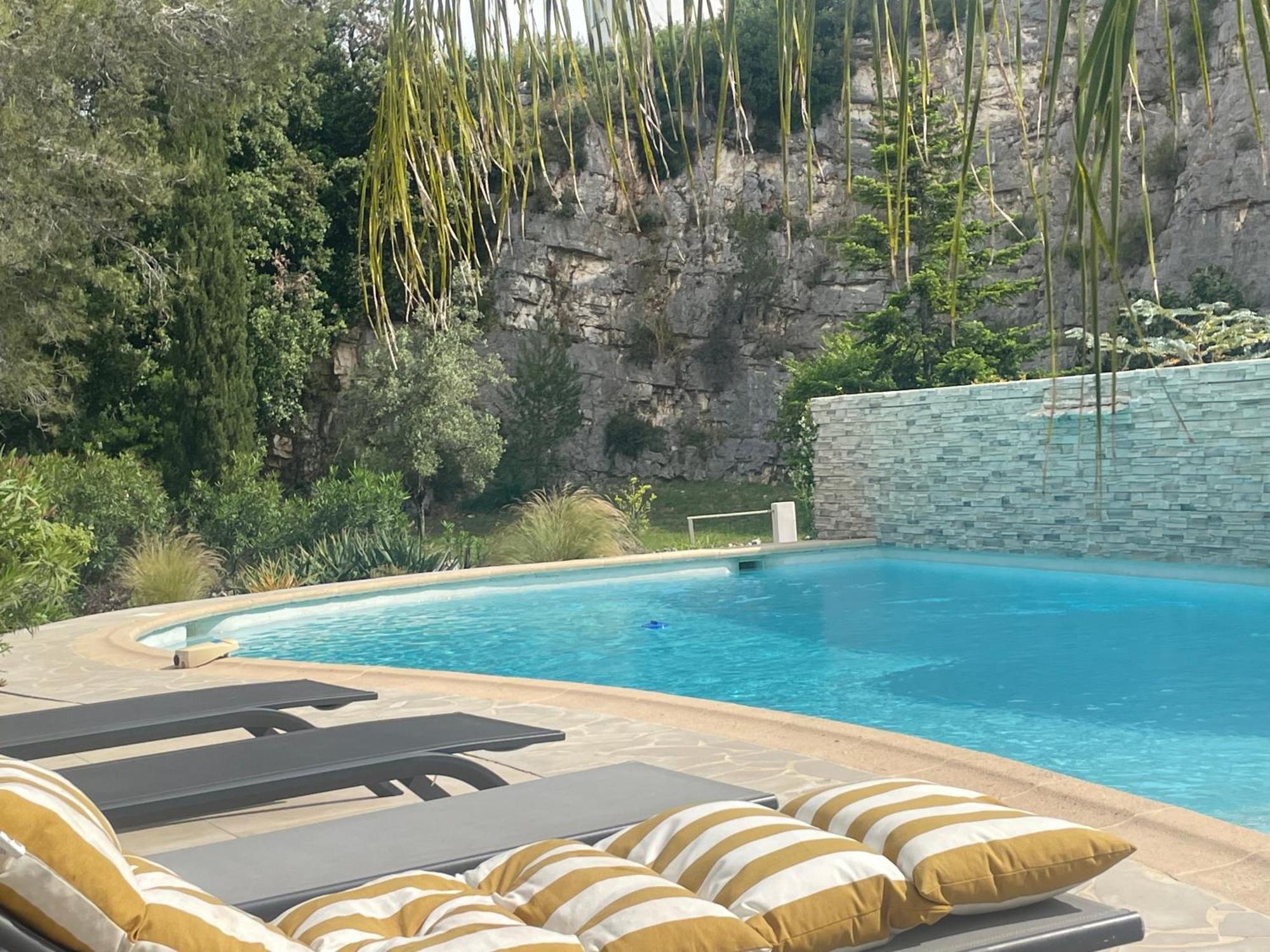 La Villa Des Carriers- Maison Avec Piscine Proche Mer Roquefort-les-Pins Esterno foto