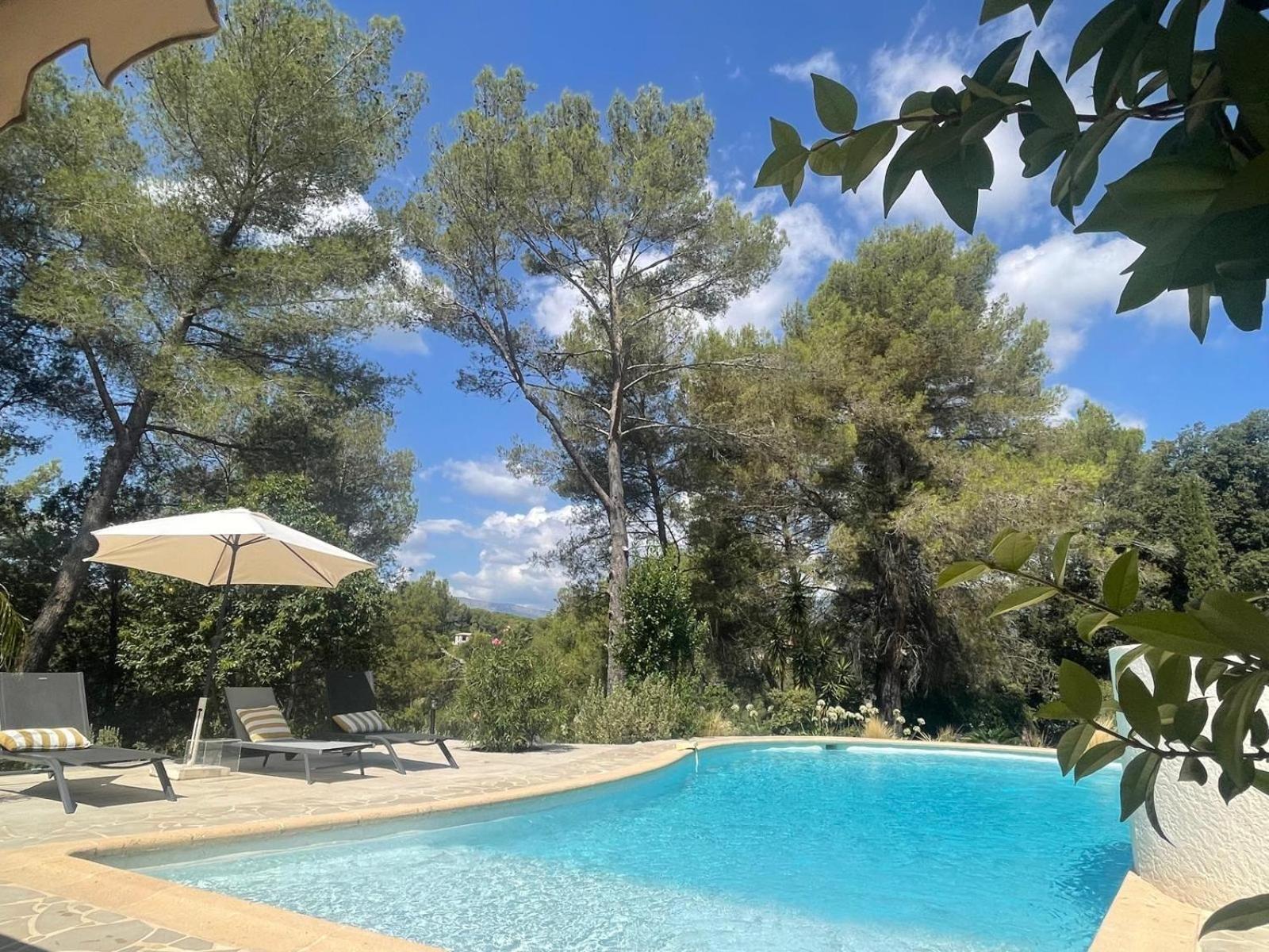 La Villa Des Carriers- Maison Avec Piscine Proche Mer Roquefort-les-Pins Esterno foto