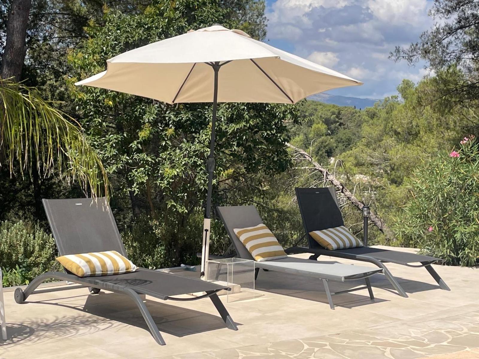 La Villa Des Carriers- Maison Avec Piscine Proche Mer Roquefort-les-Pins Esterno foto